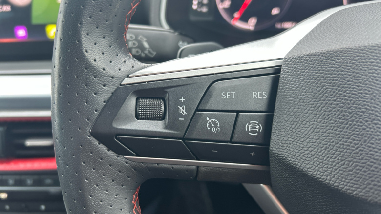 SEAT Arona 1.0 TSI 110 FR Sport 5dr DSG Petrol Hatchback